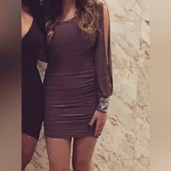 🦋 2/$40 One Shoulder Slit-Sleeve Nude Brown Dress - Picture 2 of 7